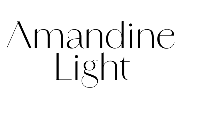 Amandine Light Font